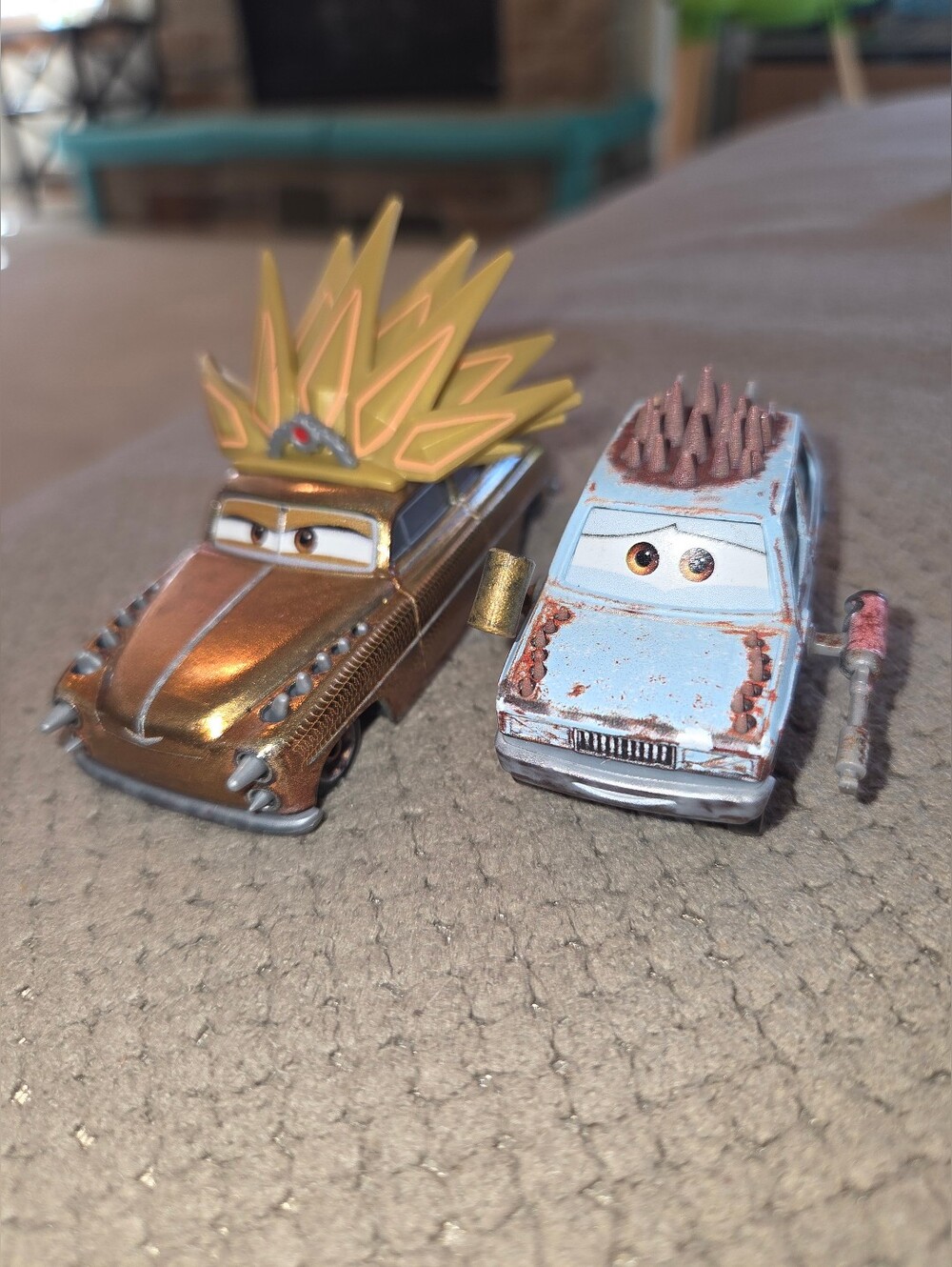 2022 Disney Pixar Cars Jeremy and Chieftess Jefe Die Cast Vehicle Bundle Mattel - Picture 6 of 16